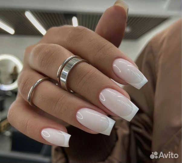 Модель на маникюр гель лак,наращивание педикюр