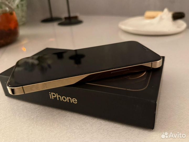 iPhone 12 Pro, 256 ГБ