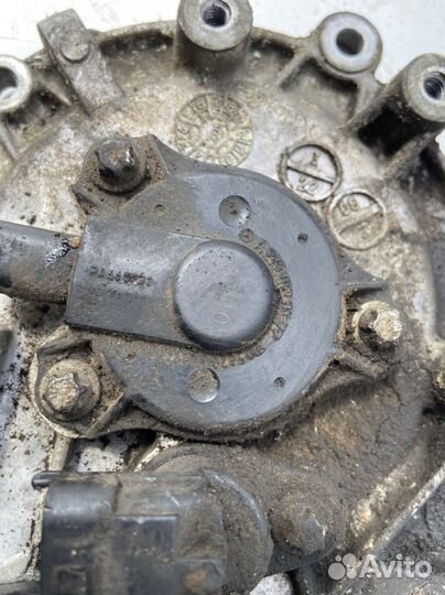 Крышка гбц передняя Mercedes M272 W211