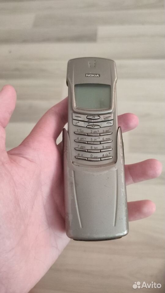 Nokia 8910i