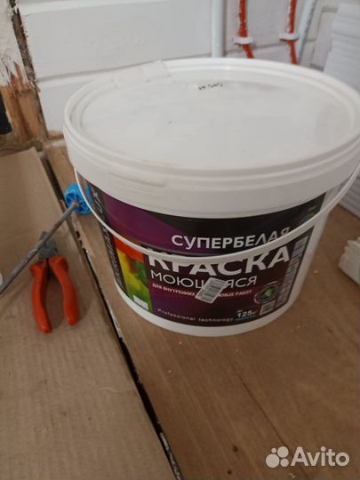 Краска белая akrimax LUX