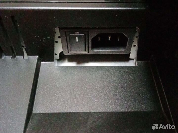 Монитор Samsung syncmaster 245B plus