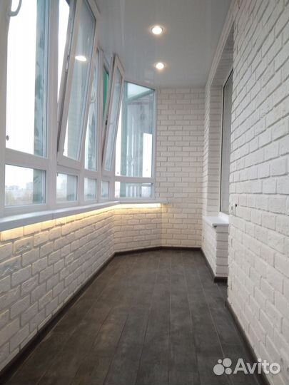 Пластиковый балкон с установкой