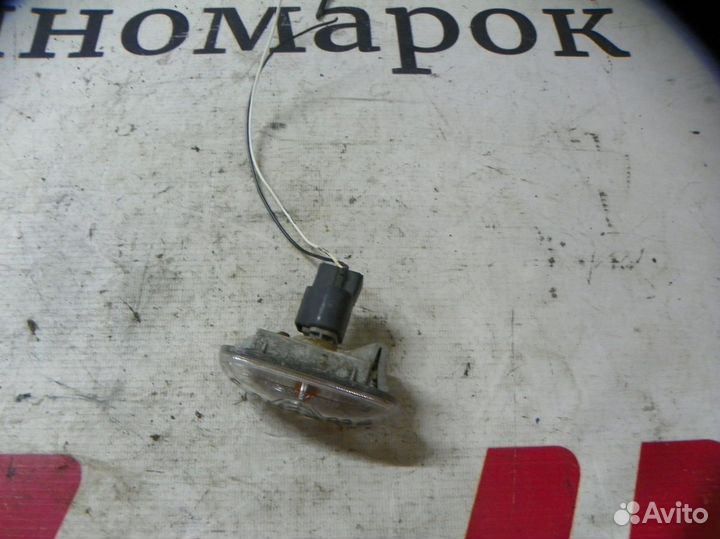 Повторитель в крыло Hyundai Santa Fe