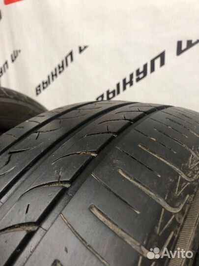 Yokohama BluEarth AE01 215/60 R16