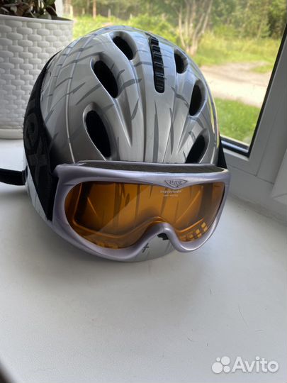 Горнолыжный шлем