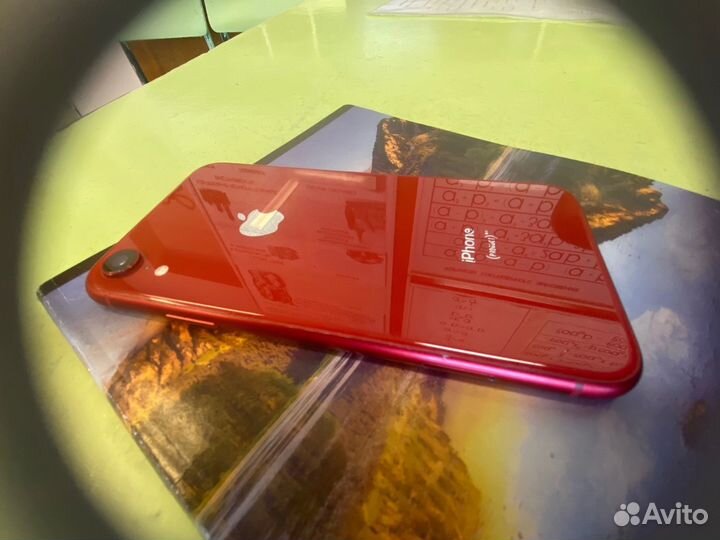 iPhone Xr, 64 ГБ