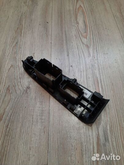 Накладка Kia sportage 3 Лев