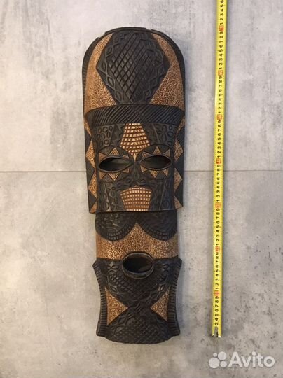 Коллекция африканских масок