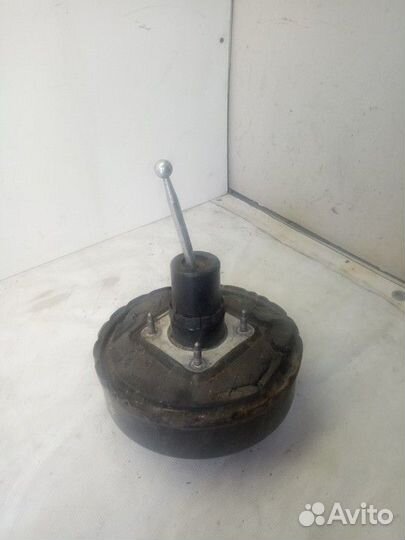 Усилитель тормозов вакуумный