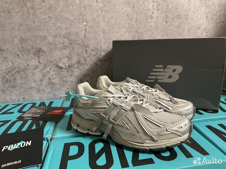 New Balance 1906a silver
