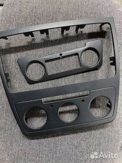 Шгу Swing Skoda Yeti