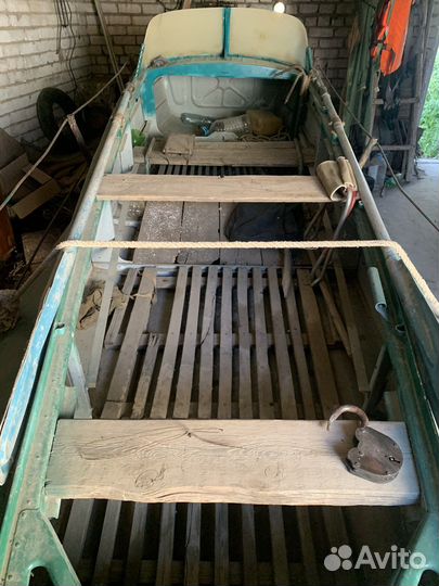 Продается лодка казанка