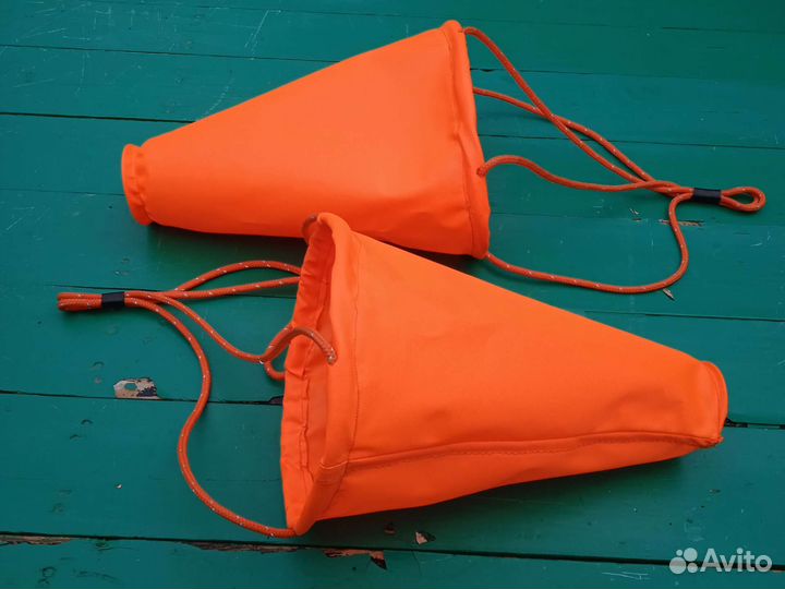 Плавучий якорь для спасательного круга