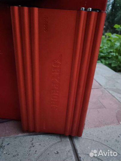 Сабвуфер с усилителем