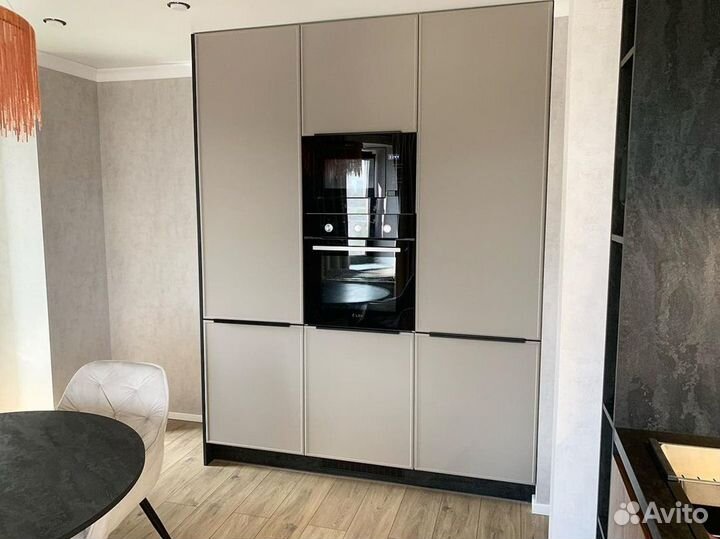 Кухня Маура