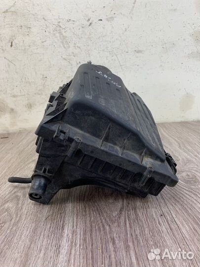 Корпус воздушного фильтра Opel Insignia A20DTH