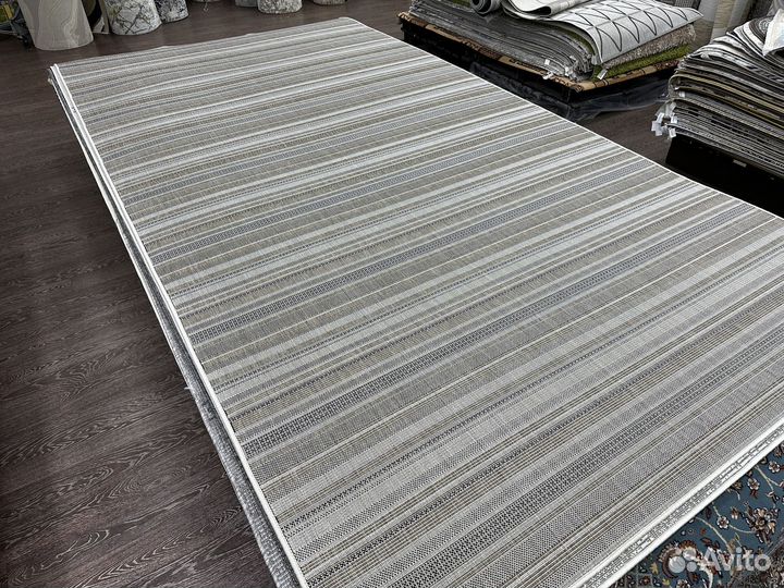 Ковер безворсовый, циновка