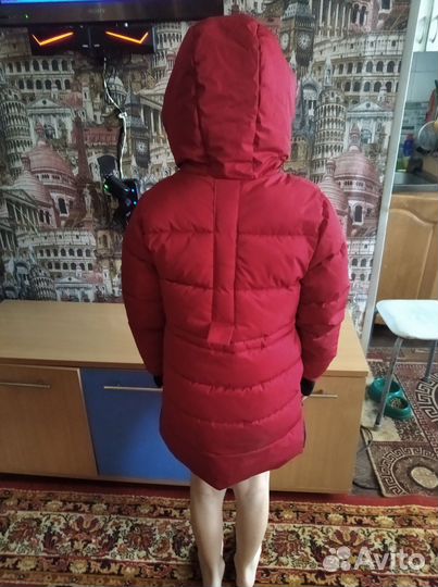 Зимняя куртка для девочки 134-140
