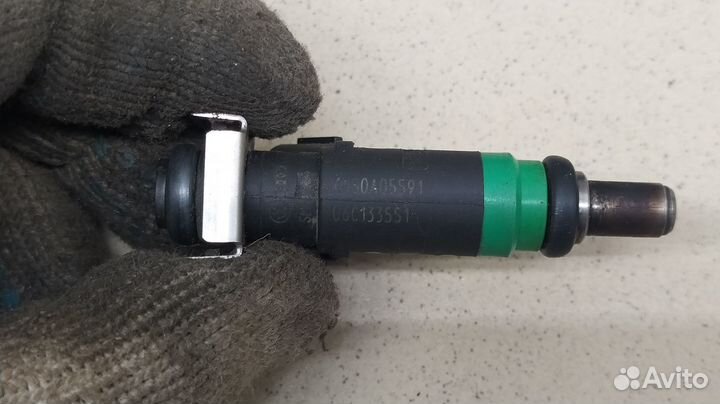 Форсунка инжекторная электрическая A6 C6,4F 2005-2