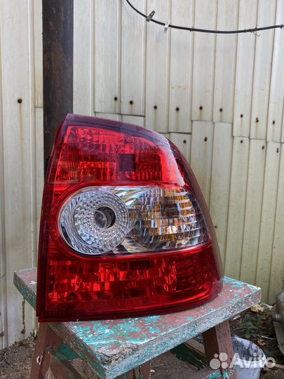 Задний фонарь приора