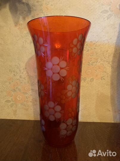 Хрустальная ваза