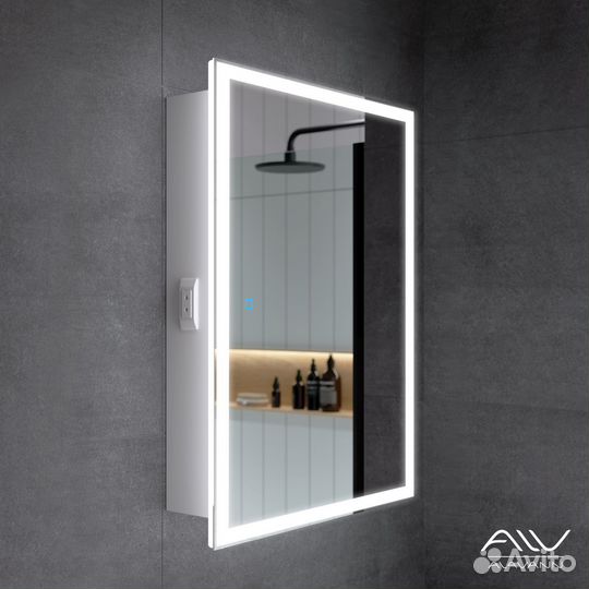 Зеркало шкаф с подсветкой в ванну Rita