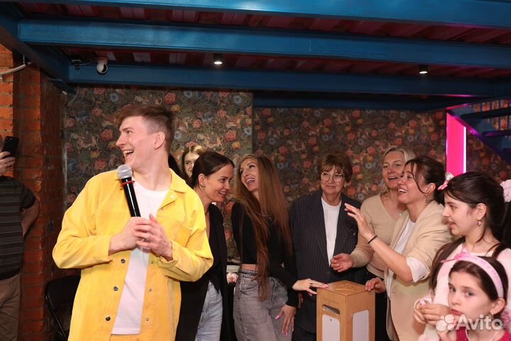 Ведущий мероприятий