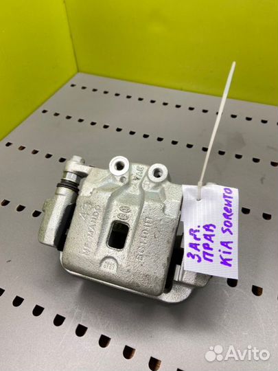 Суппорт задний правый Kia Sorento XM 2.4 2018