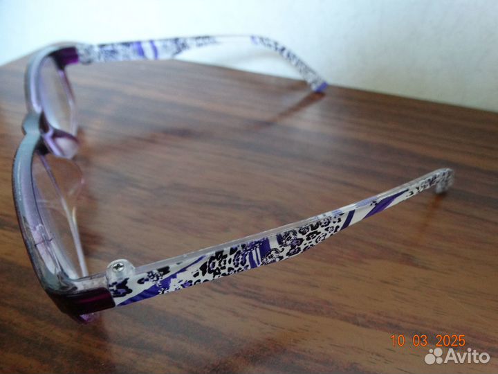 Очки для зрения +4