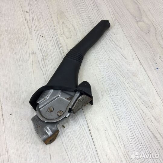 Ручник Renault sandero 2