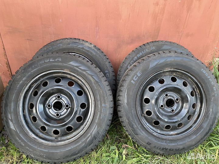 Оригинальный комплект колес Hyundai r15