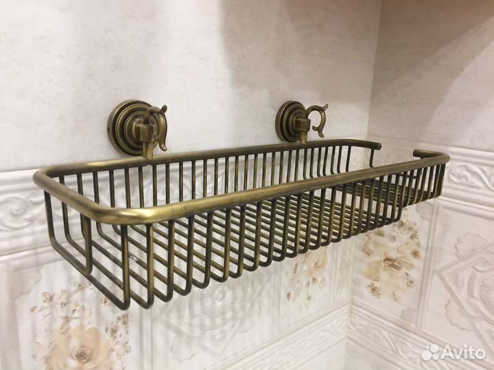 Полка для ванной