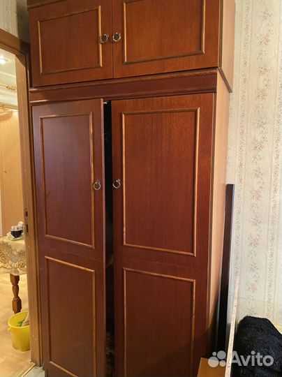 Мебельный гарнитур бу