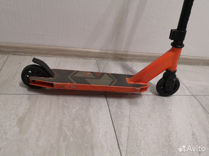 Трюковой самокат