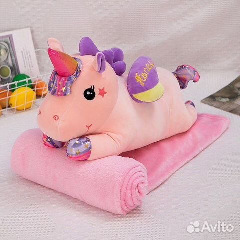 Игрушка единорог с пледом