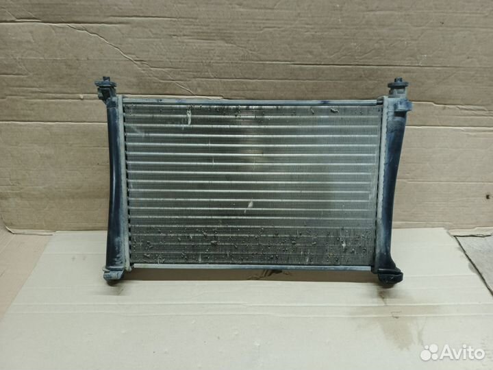 Радиатор охлаждения Ford Fusion