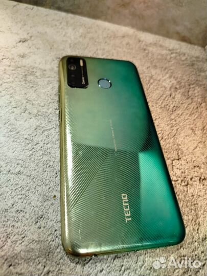 TECNO Camon 15, 4/64 ГБ