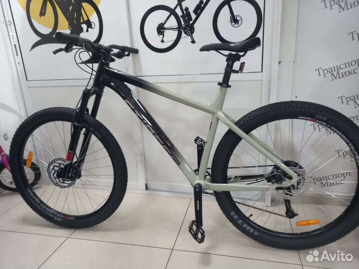 Велосипед Stinger Quest STD 27,5 алюм Россия 2021