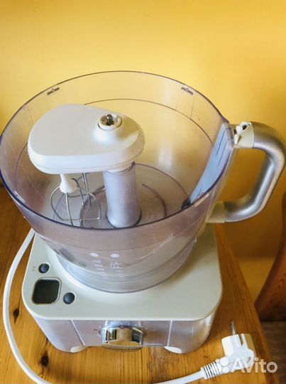 Кухонный комбайн Kenwood FP950