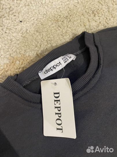 Женский спортивный костюм