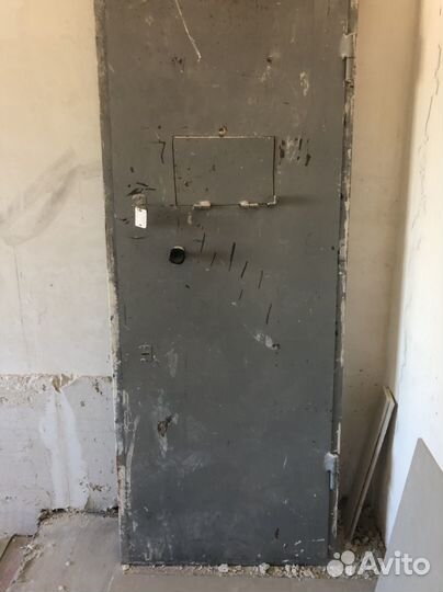 Дверь металлическая