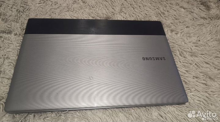Ноутбук Samsung i3 model PV -511 Дигон. 15,6