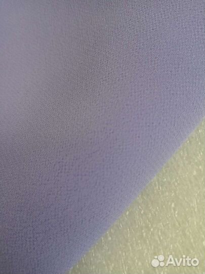 Креп (отрез ткани) сиреневого цвета