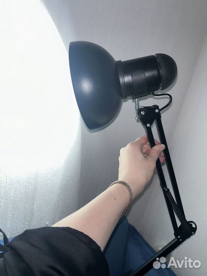 Лампа настольная для маникюра