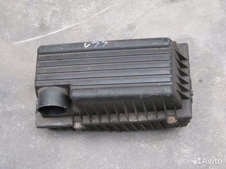 Корпус воздушного фильтра Peugeot 406 95-99