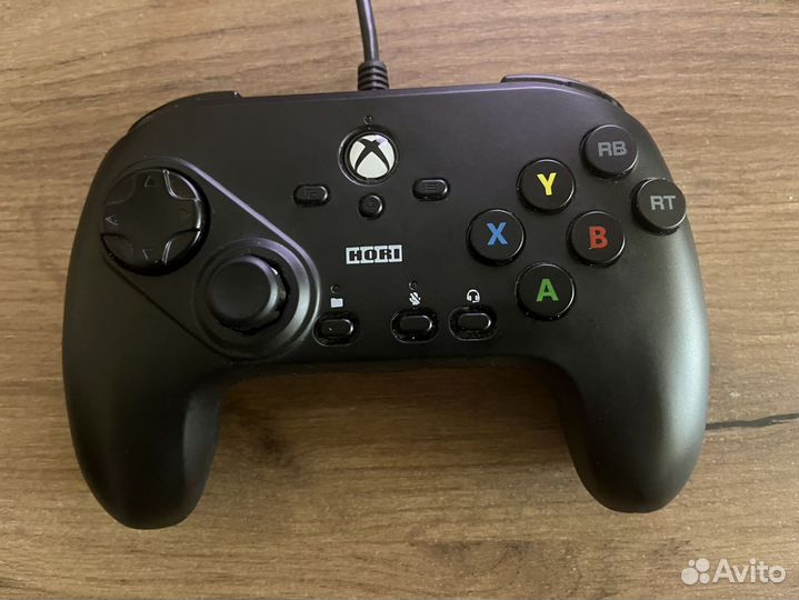 Геймпад Hori Fighting Commander octa