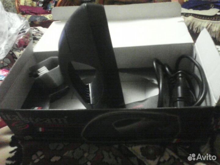 Утюг паровой новый