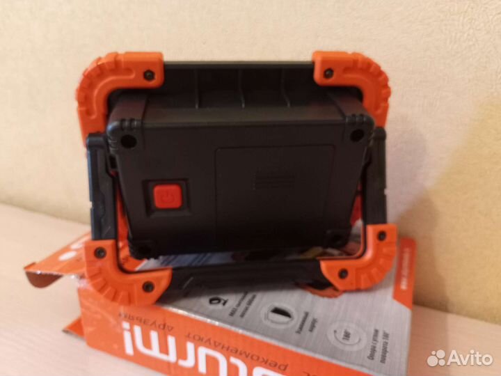 Фонарь прожектор Sturm