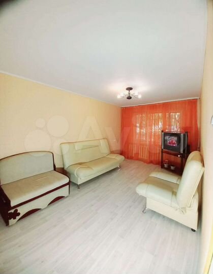 2-к. квартира, 49 м², 1/9 эт.